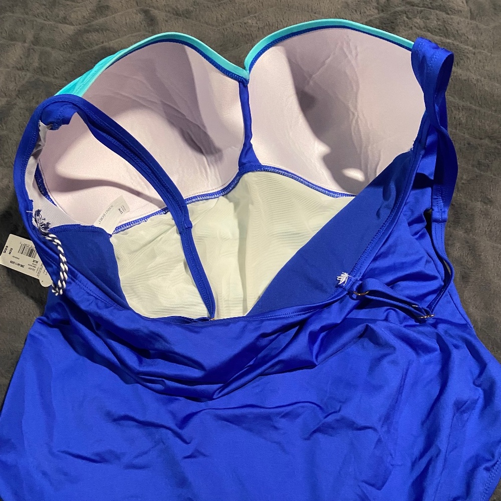 NWT JCP Swimsuit - Picture 5 of 7